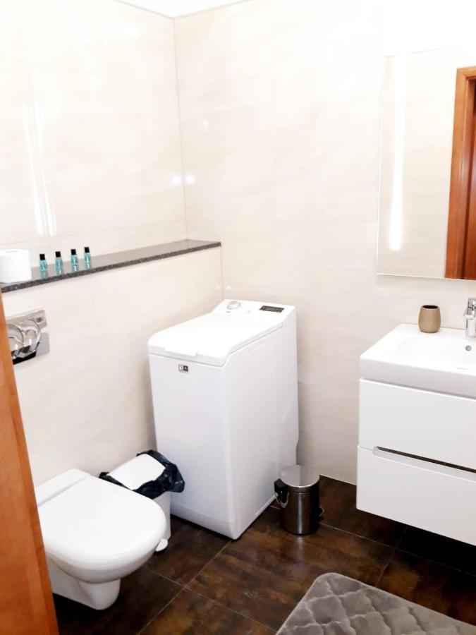 Przy Centrum Apartment Jelenia Góra Екстериор снимка