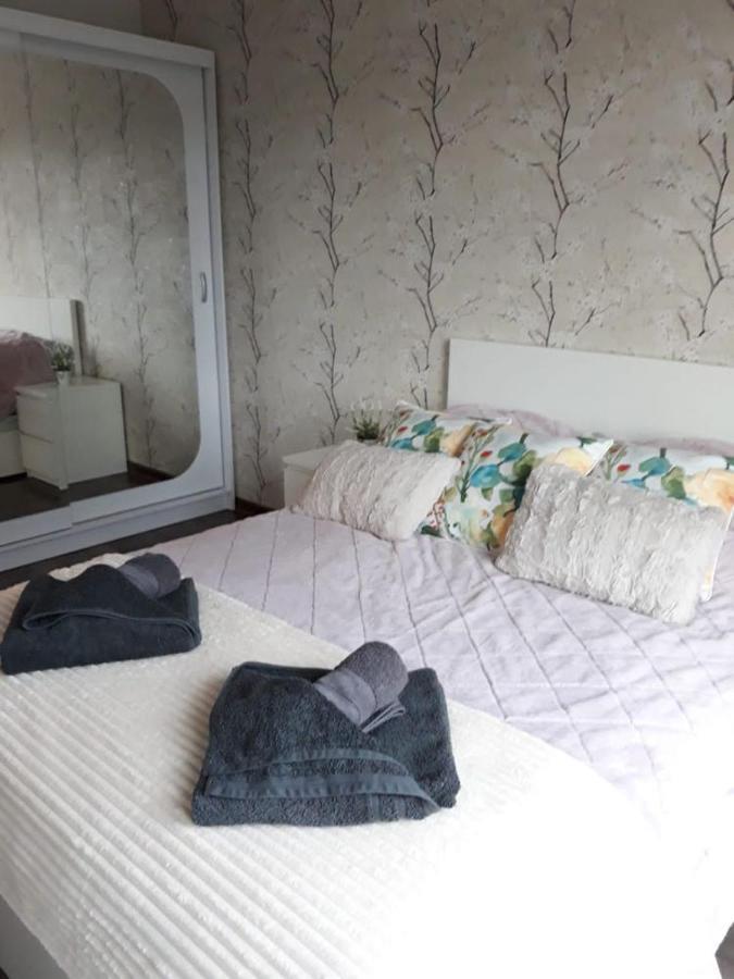 Przy Centrum Apartment Jelenia Góra Екстериор снимка